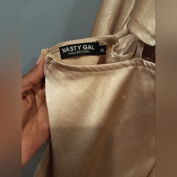 Nasty Gal gold gown - Picture 3 of 3